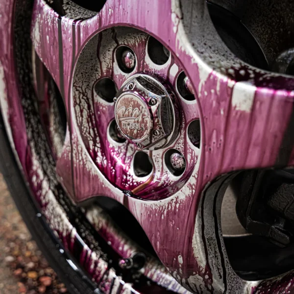 Q²M Iron WheelCleaner Redefined