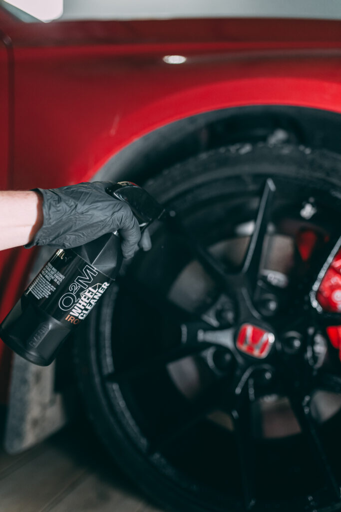 Detergente Per Cerchioni Gyeon Iron - Pulizia Profonda Contro Polvere Dei Freni E Sporco Ostinato (1000 Ml) - Foto 11